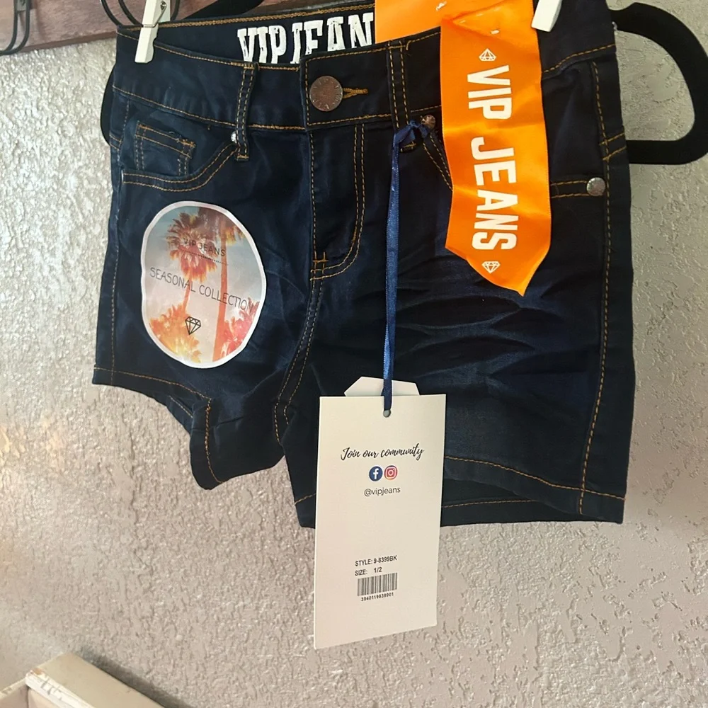 NEW VIP Jeans Women's Stretch Dark Wash High -Size 1/2